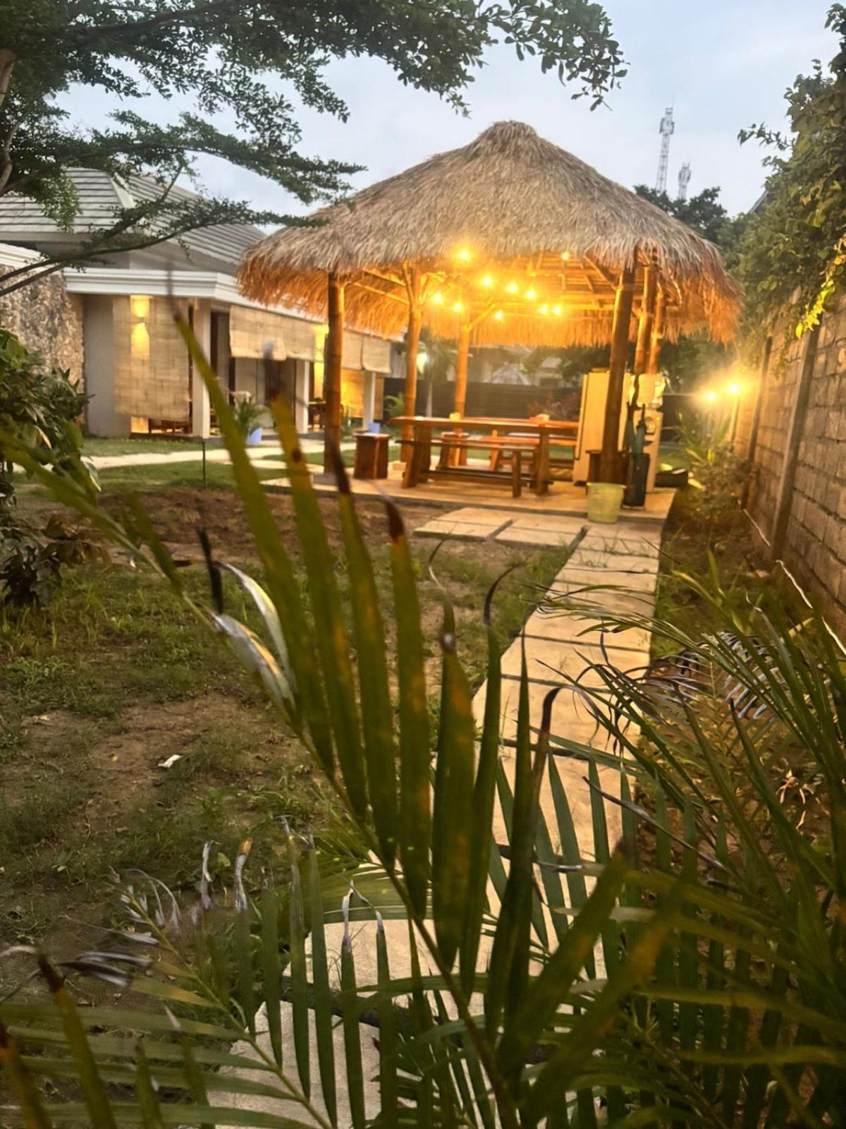 Qwank Kuta Lombok公寓 外观 照片